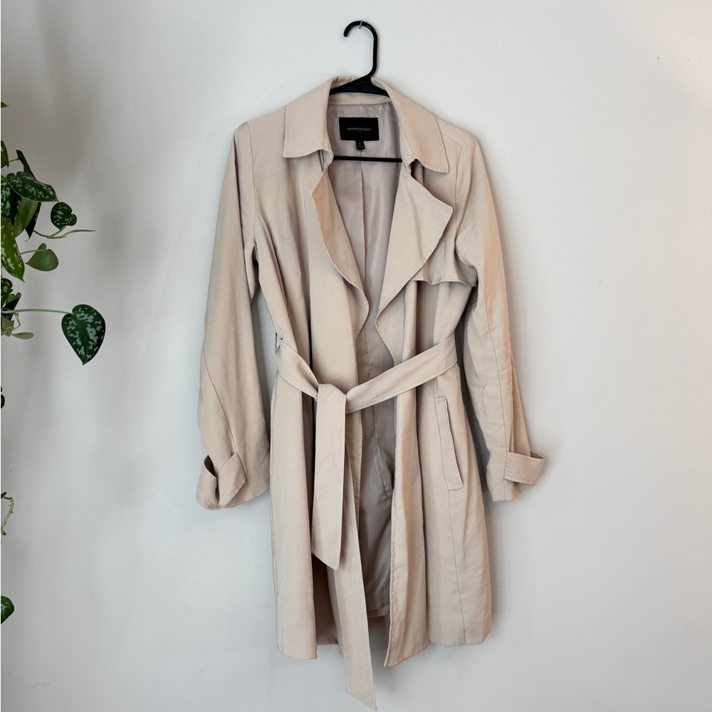 Banana Republic Soft Lightweight Trench Coat with Belt